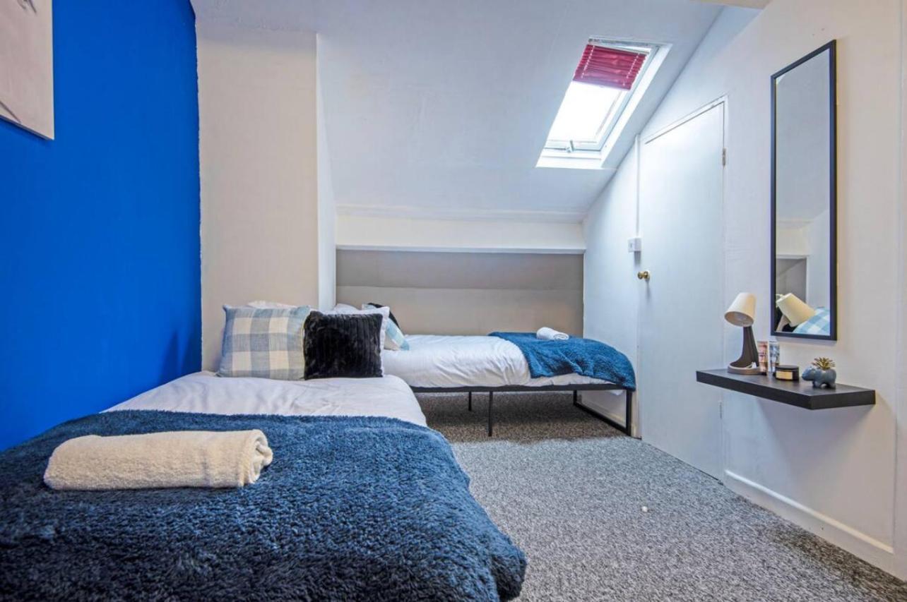 5 Minute Walk From Bury City Centre -1 Bed Flat Exteriér fotografie